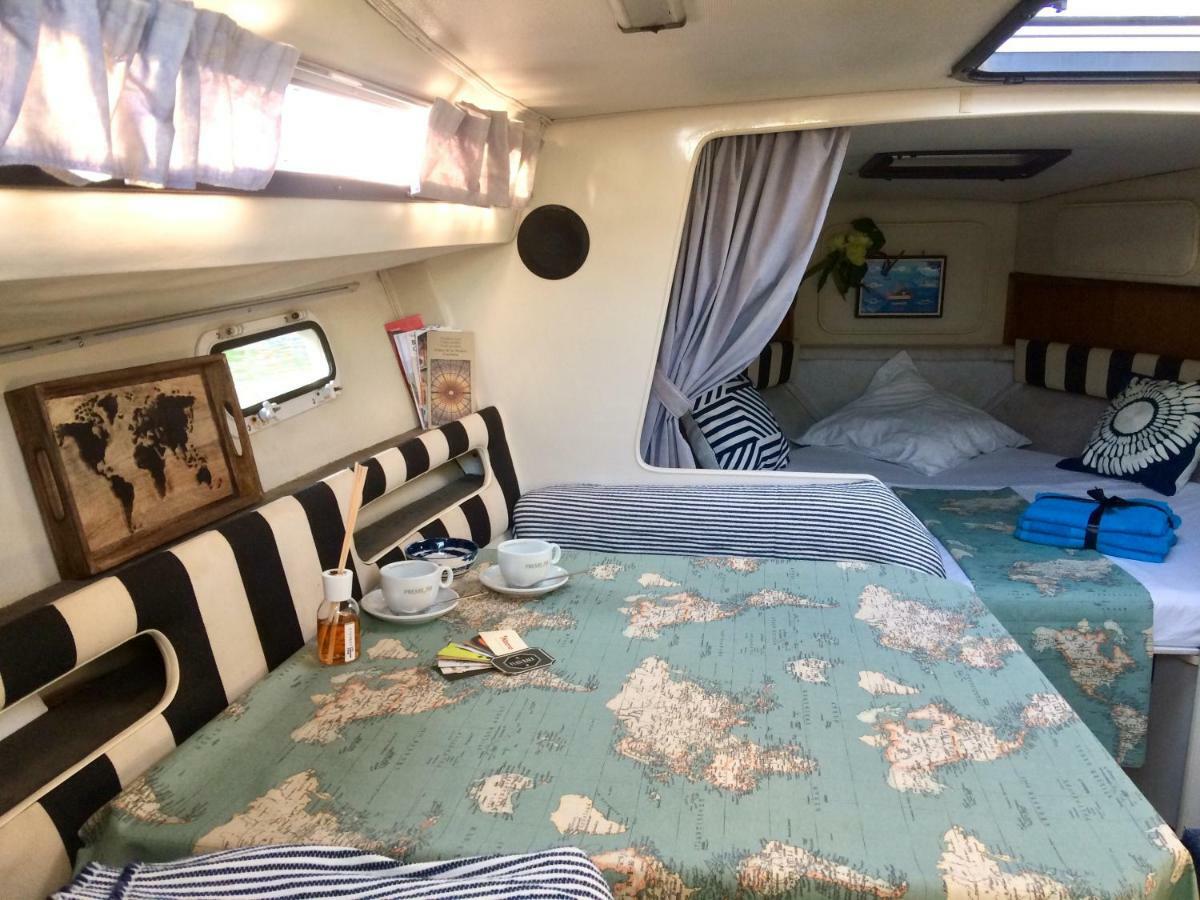 Yacht Experience Barcelona Hotell Sant Adrià de Besòs Exteriör bild